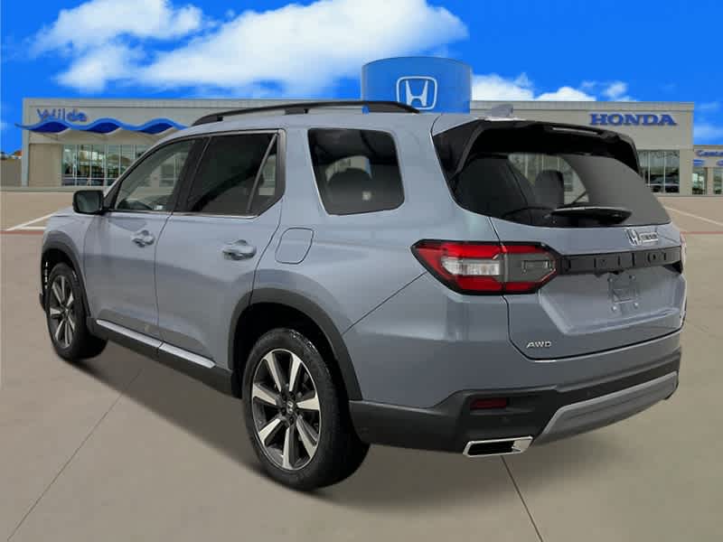 2025 Honda Pilot Touring photo 3