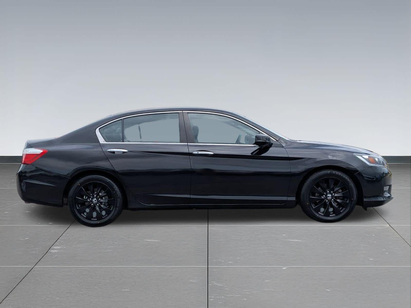 Thumbnail: 2015 Honda Accord - 6