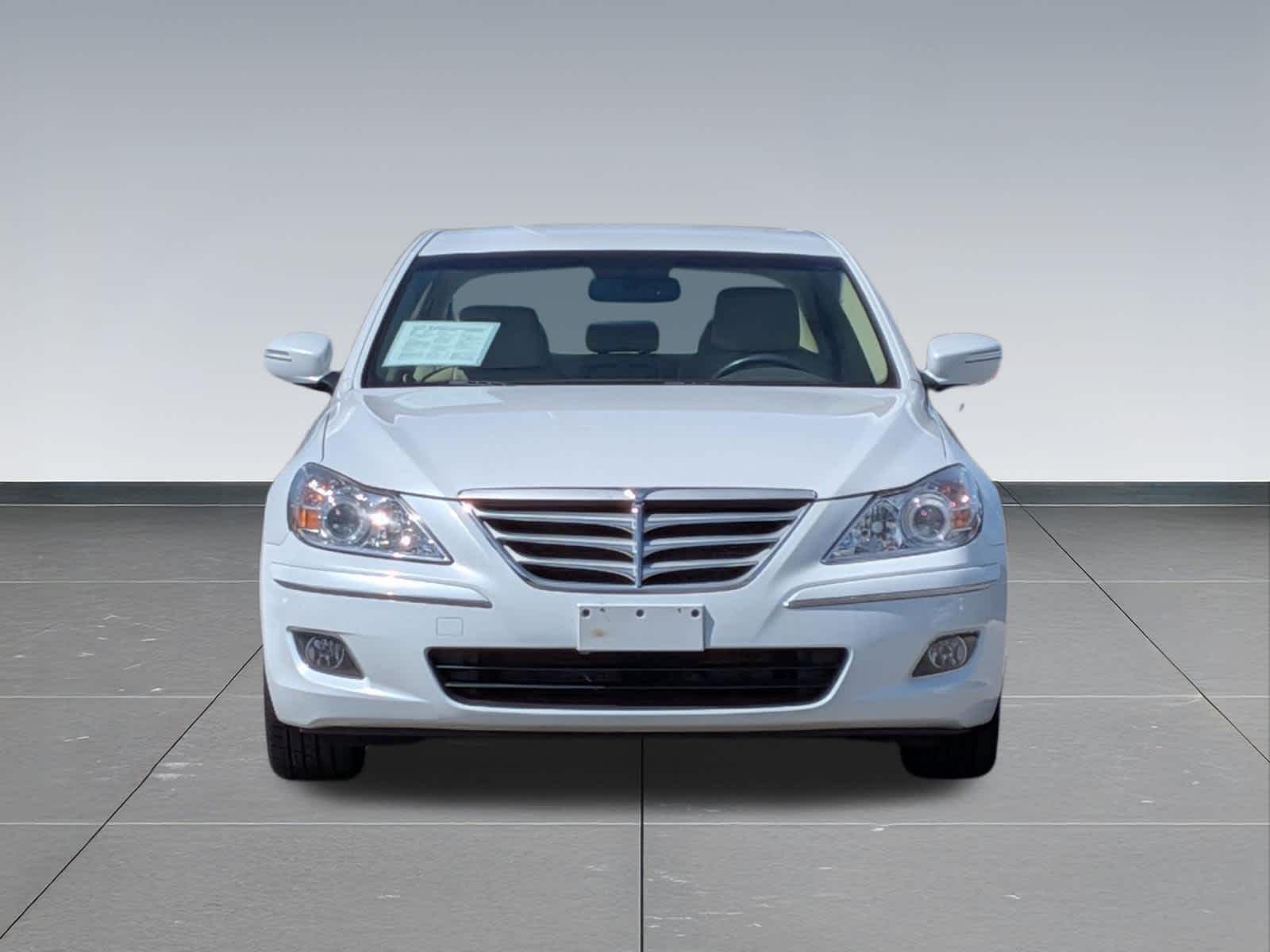 Thumbnail: 2011 Hyundai Genesis - 7