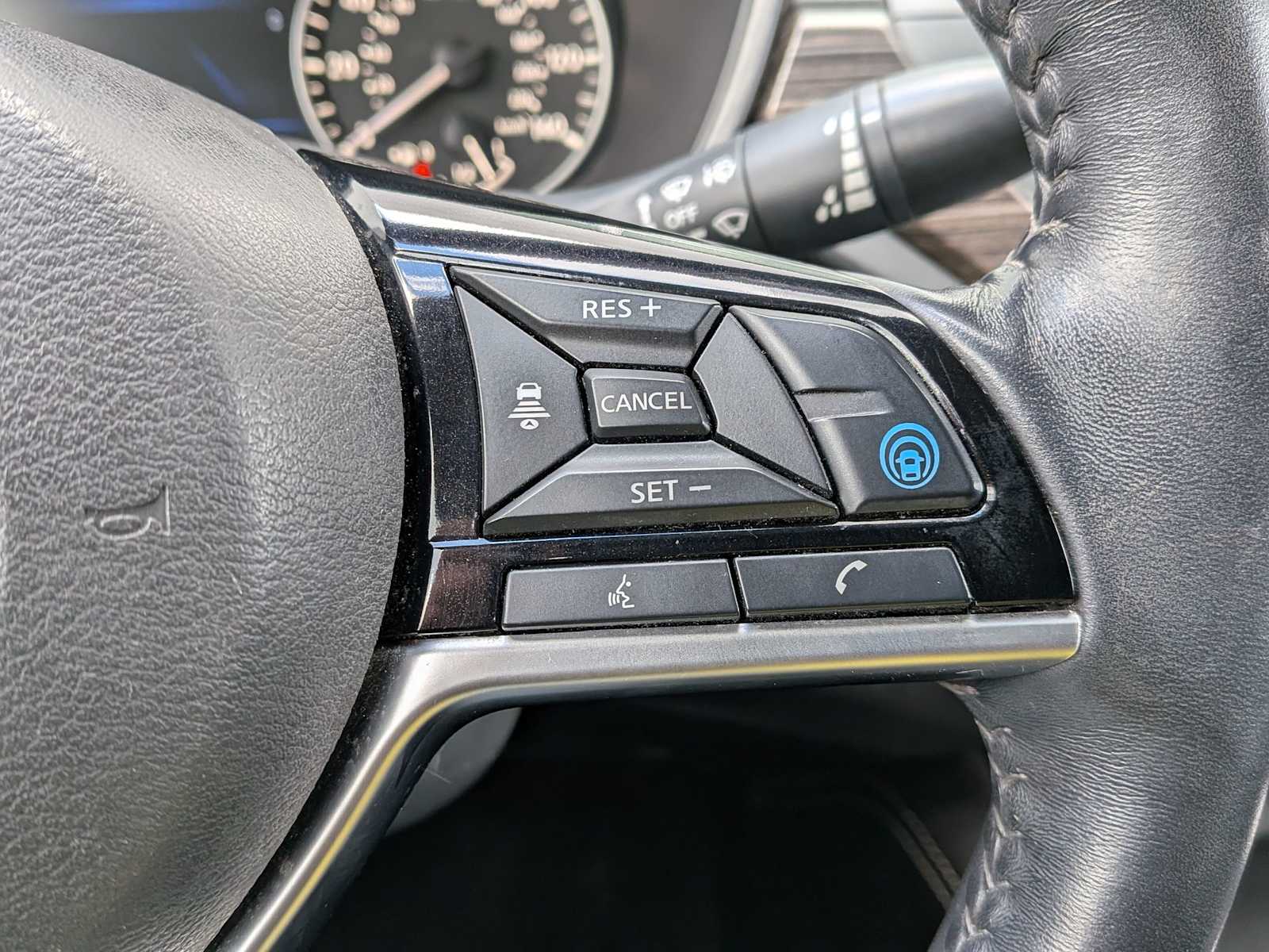 2020 Nissan Altima Platinum - Photo 25