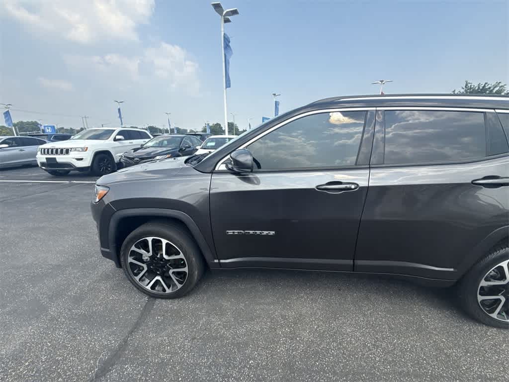 Thumbnail: 2020 Jeep Compass - 3