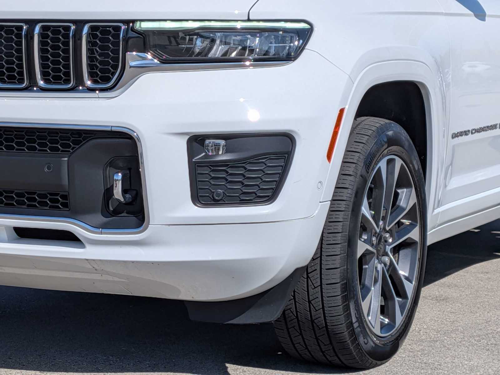 Thumbnail: 2022 Jeep Grand Cherokee - 10