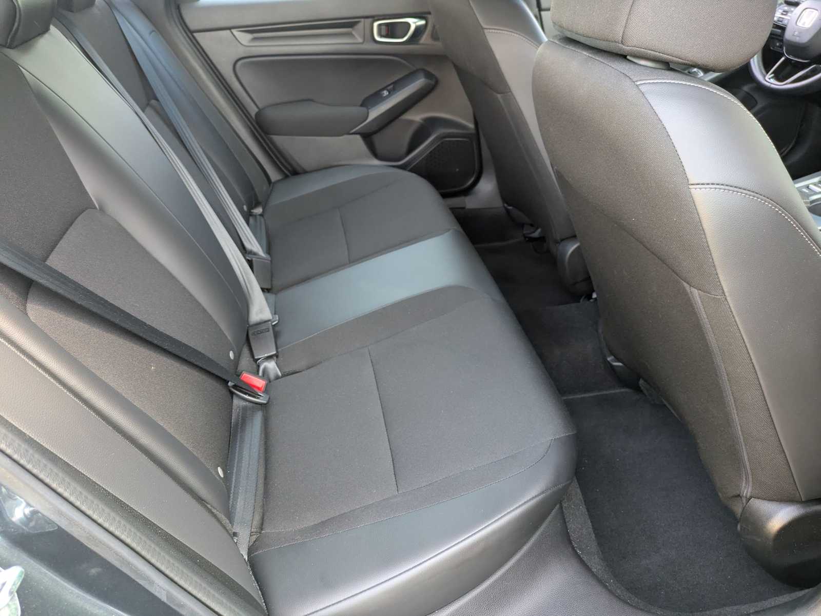 Thumbnail: 2023 Honda Civic - 18