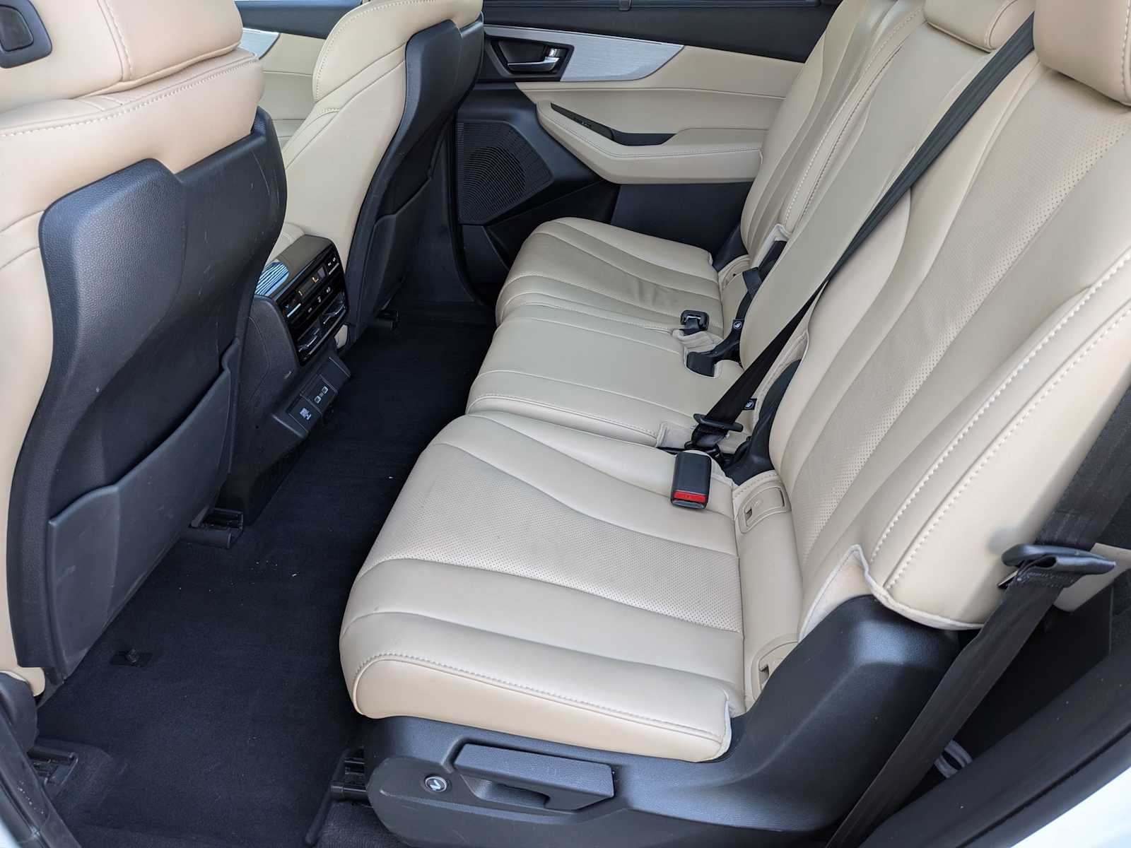 Thumbnail: 2023 Acura MDX - 17