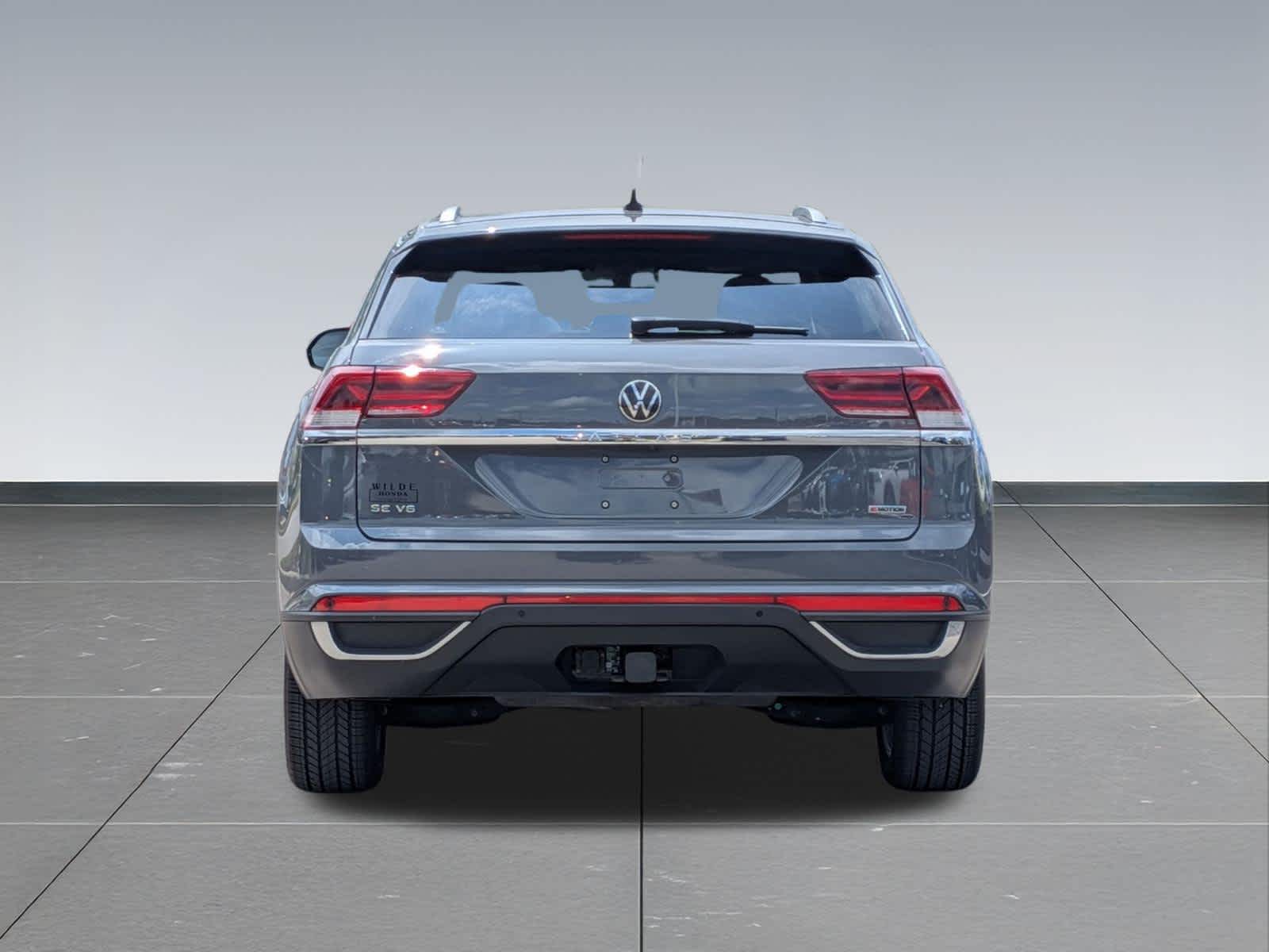 Thumbnail: 2022 Volkswagen Atlas - 3
