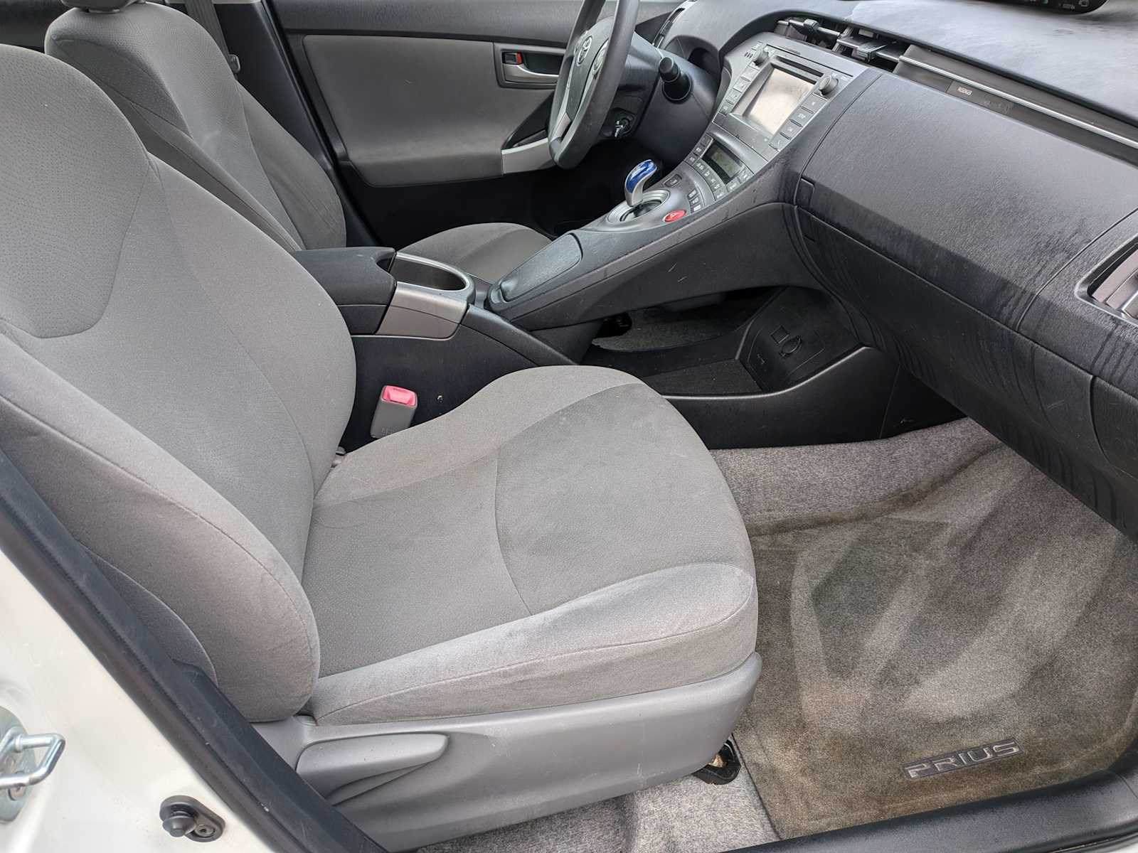Thumbnail: 2013 Toyota Prius - 19