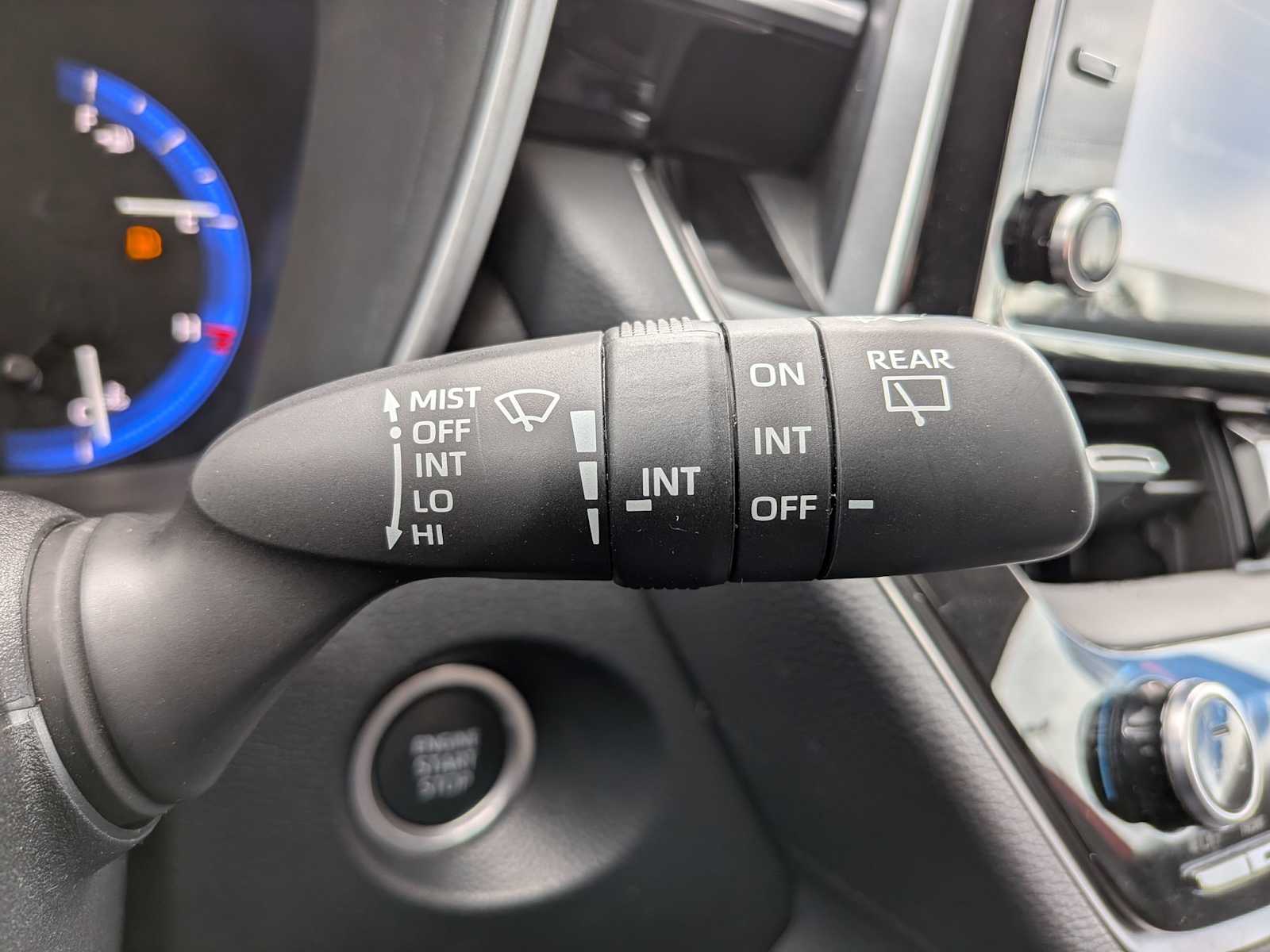 Thumbnail: 2022 Toyota Corolla Cross - 26