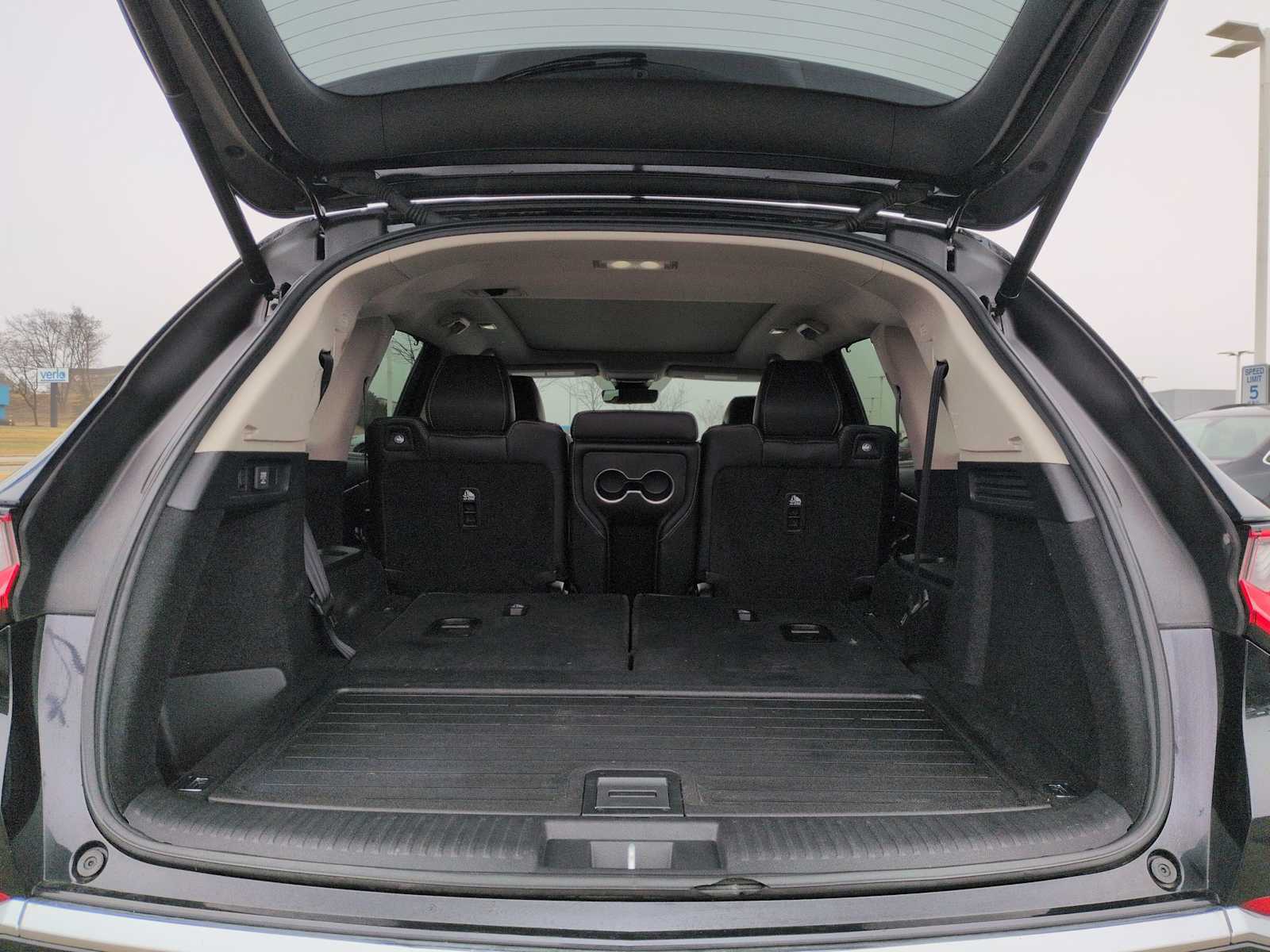 Thumbnail: 2023 Acura MDX - 34