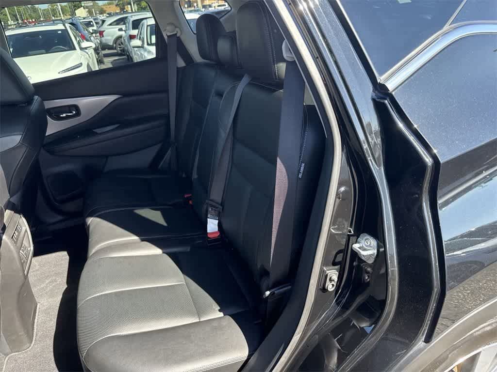 Thumbnail: 2019 Nissan Murano - 18