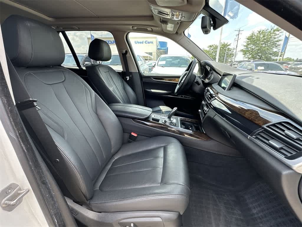 Thumbnail: 2015 BMW X5 - 14