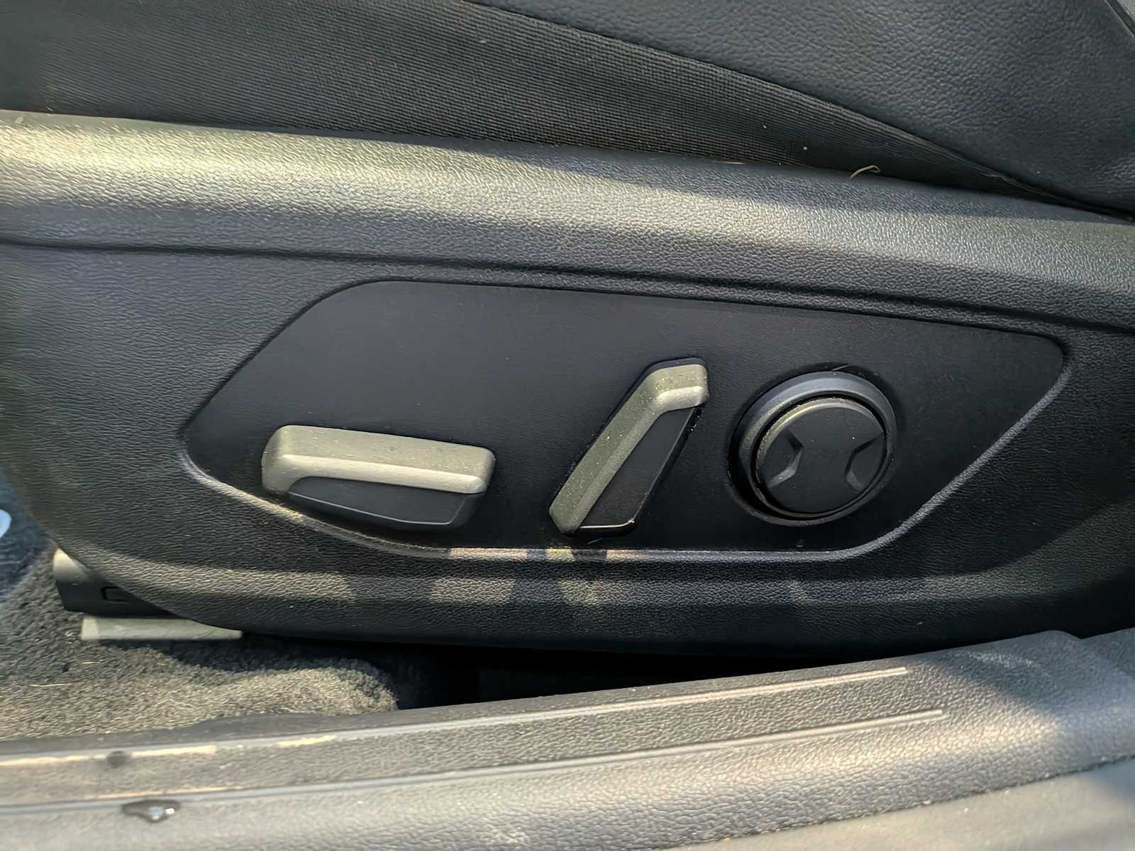 Thumbnail: 2021 Hyundai Elantra - 15