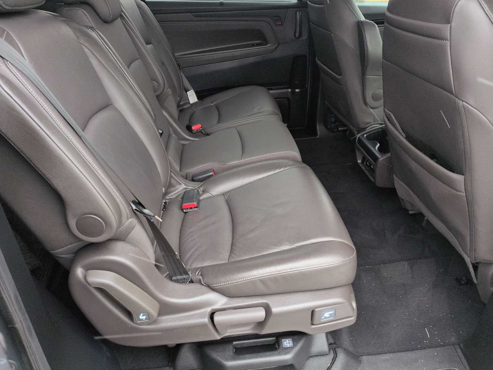 Thumbnail: 2023 Honda Odyssey - 21