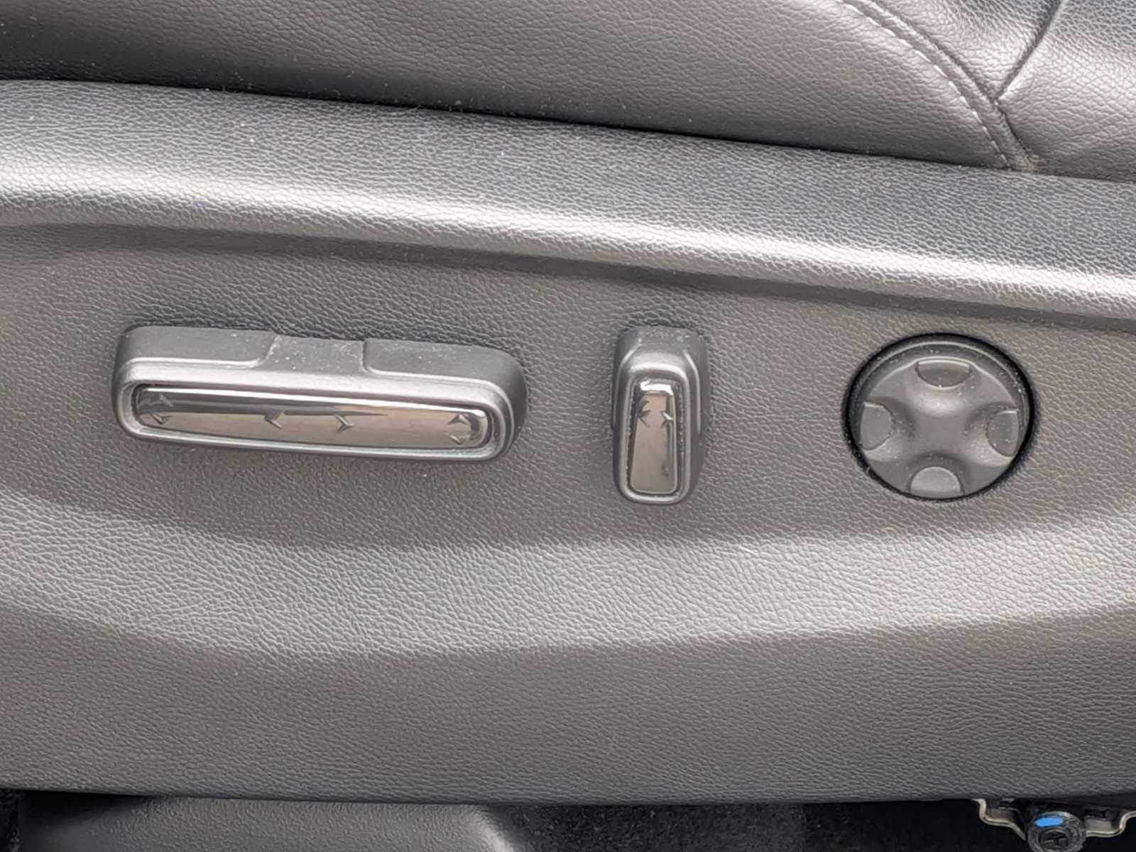 Thumbnail: 2020 Honda CR-V - 14