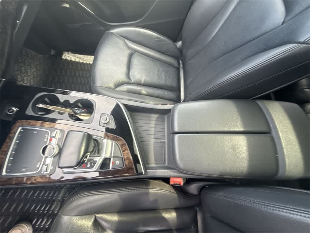 Thumbnail: 2018 Audi Q7 - 28