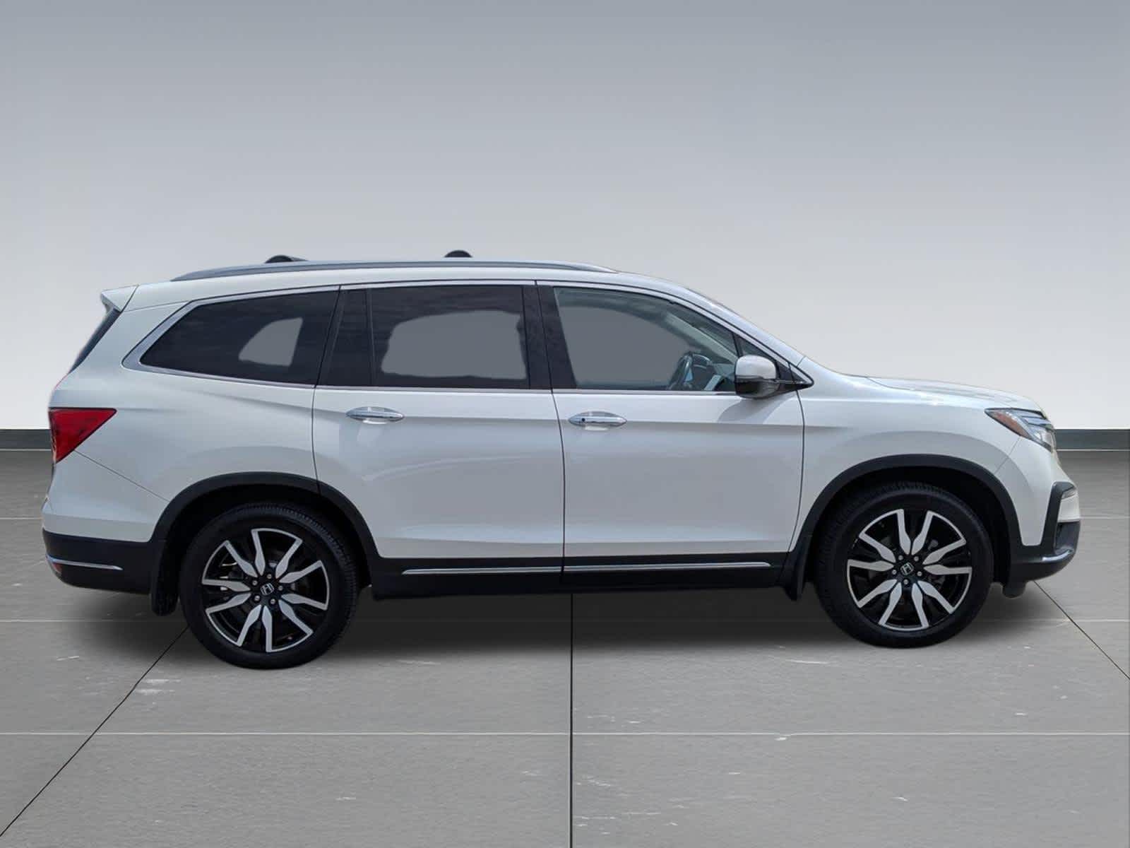 Thumbnail: 2019 Honda Pilot - 6