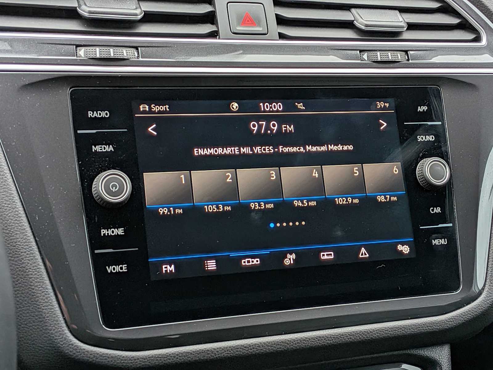 Thumbnail: 2024 Volkswagen Tiguan - 26