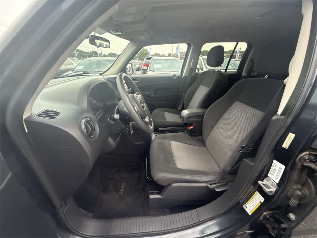 Thumbnail: 2014 Jeep Patriot - 2
