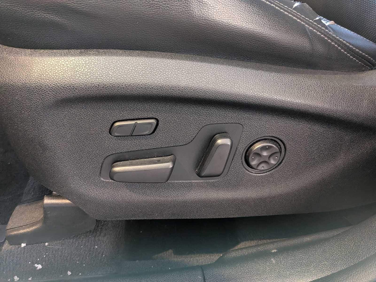 Thumbnail: 2018 Kia Sorento - 15