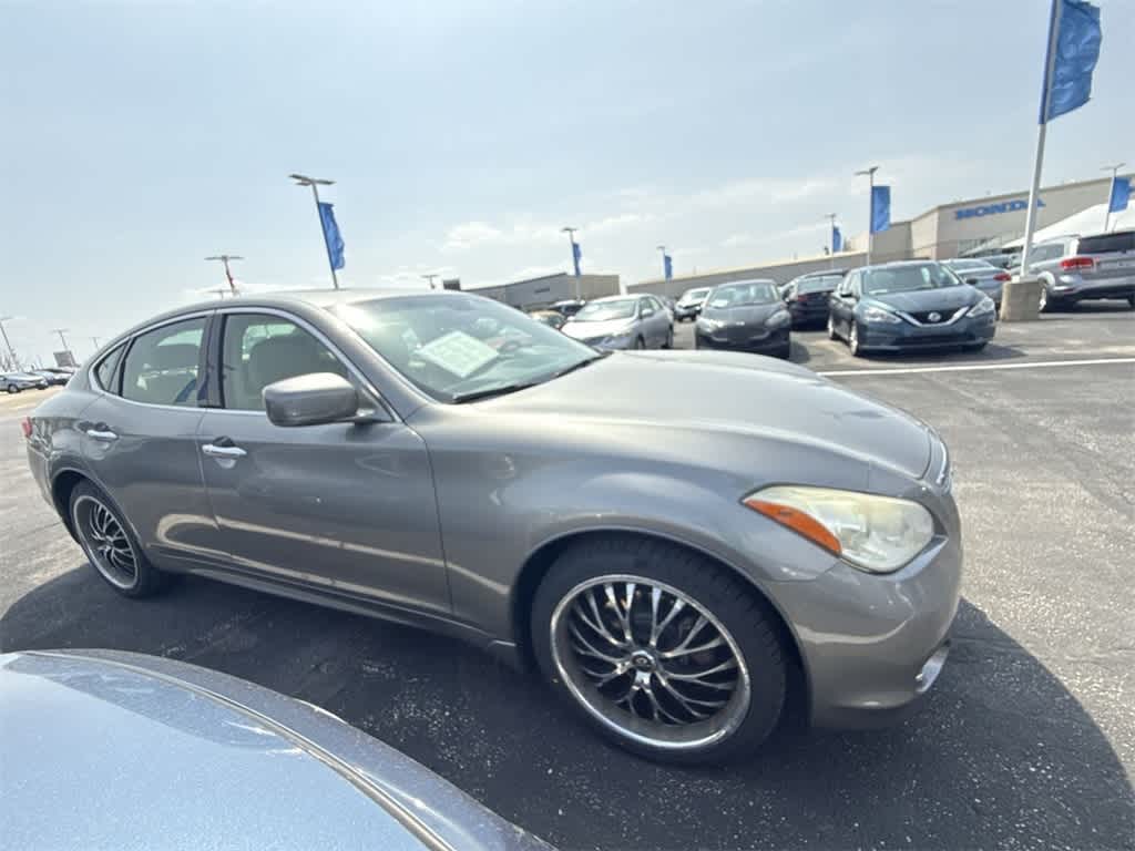 Thumbnail: 2012 INFINITI M56 - 8