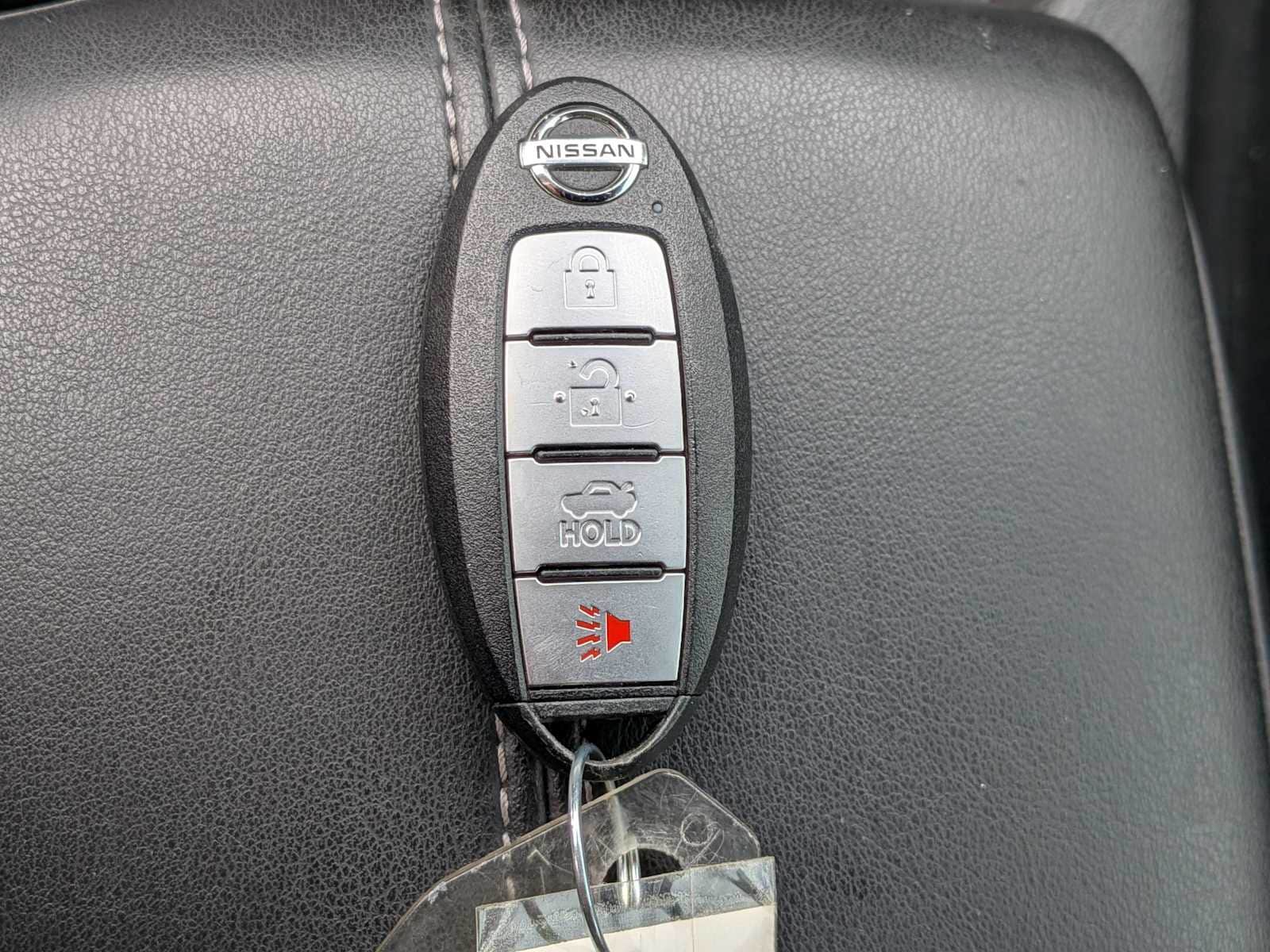 Thumbnail: 2020 Nissan Sentra - 32