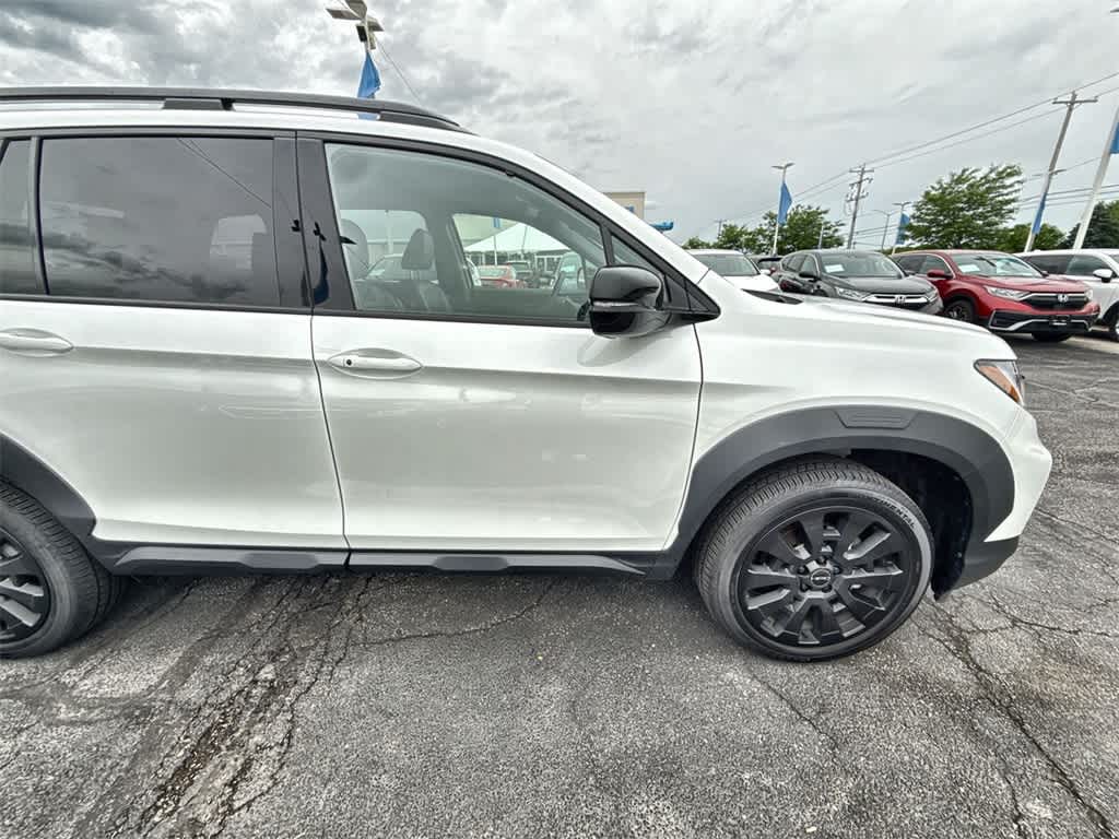 Thumbnail: 2022 Honda Passport - 8