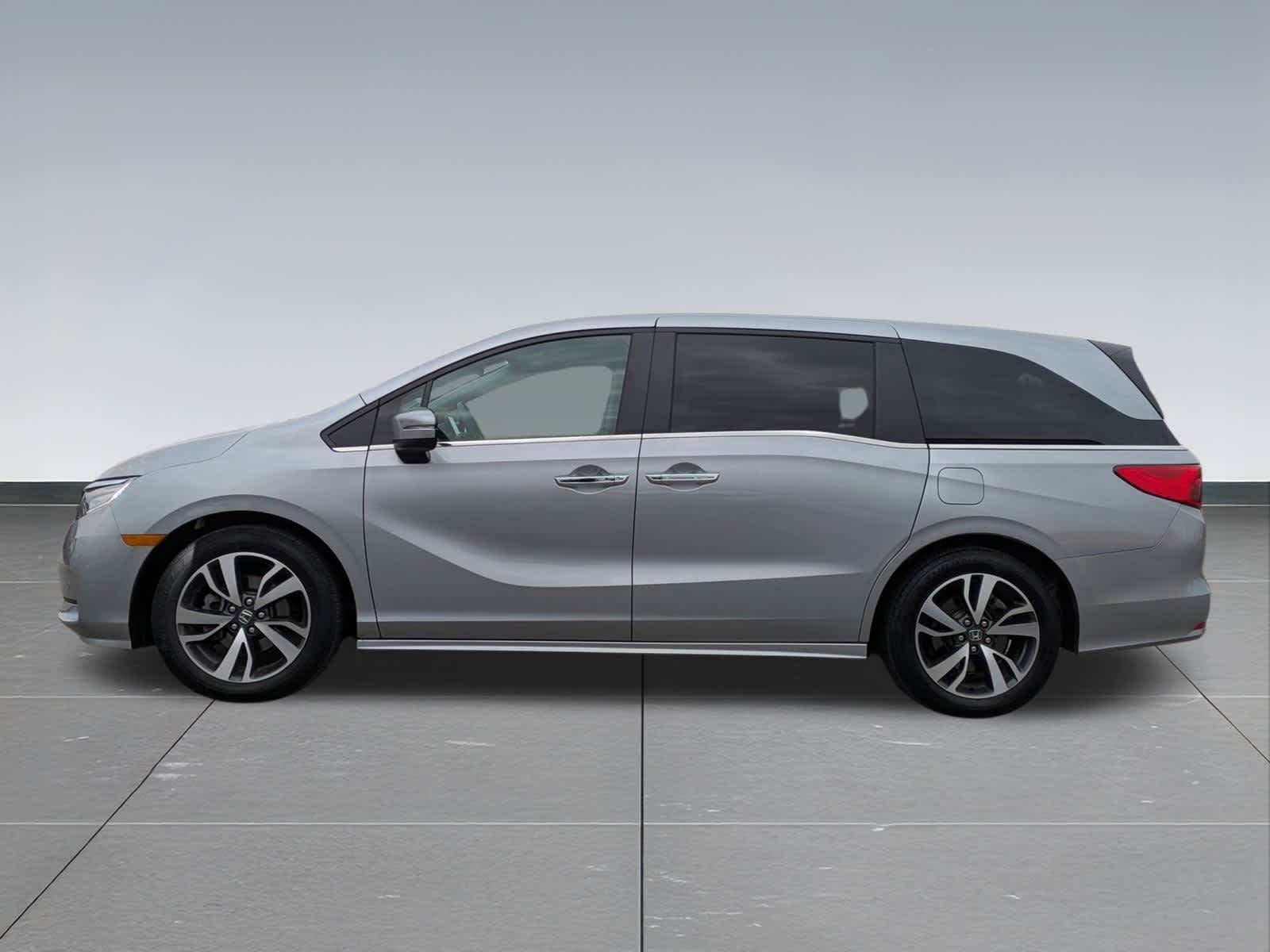 Thumbnail: 2023 Honda Odyssey - 3