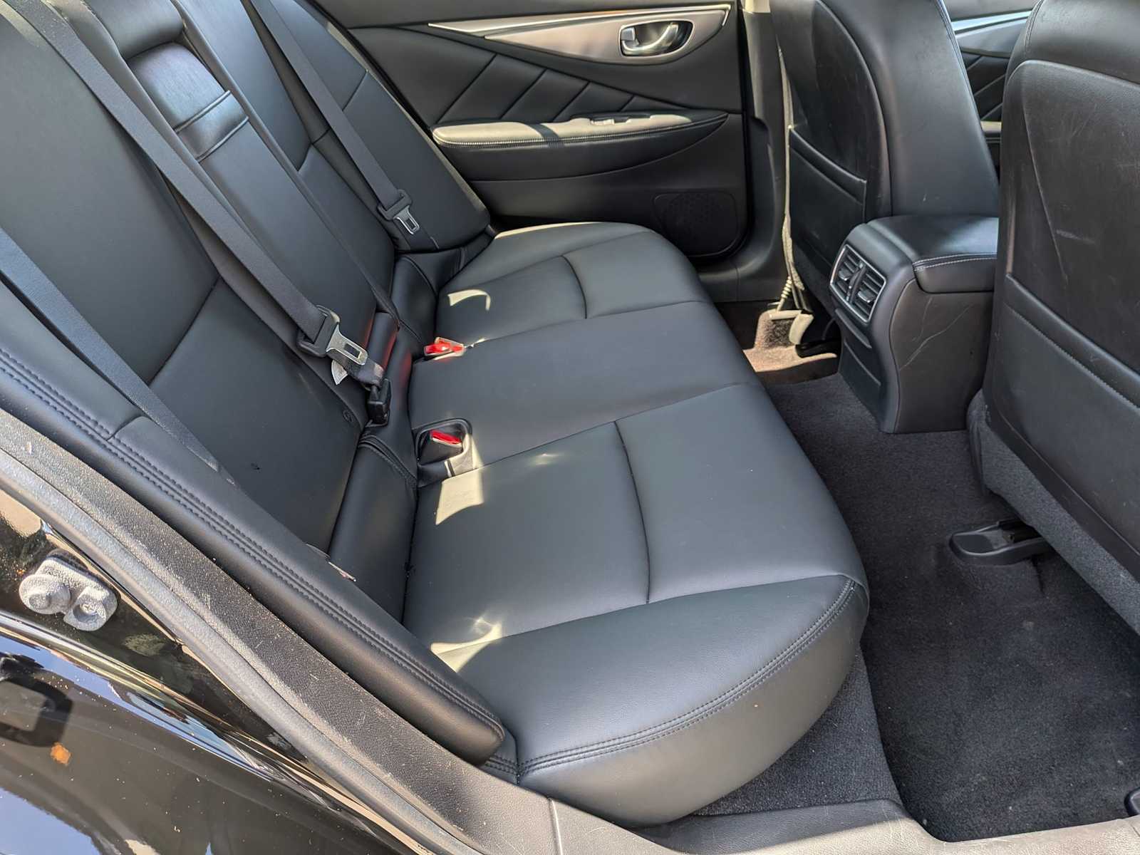 Thumbnail: 2016 INFINITI Q50 - 26