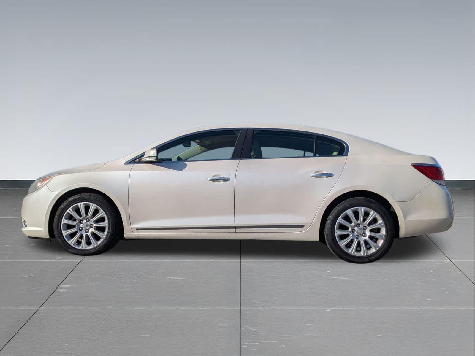 2013 Buick LaCrosse Leather photo 3