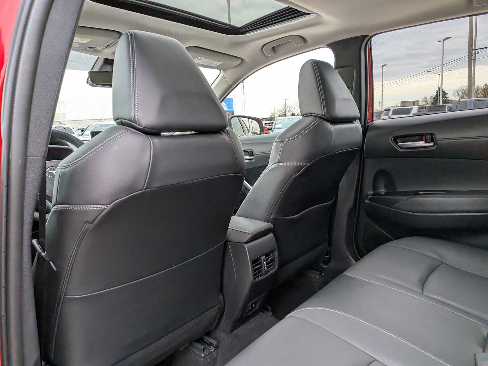 Thumbnail: 2022 Toyota Corolla Cross - 17