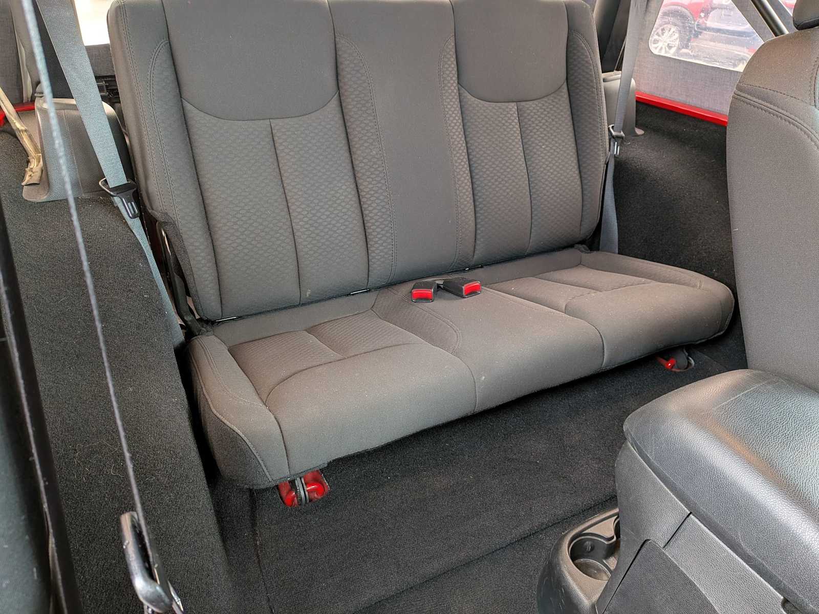 Thumbnail: 2016 Jeep Wrangler - 16