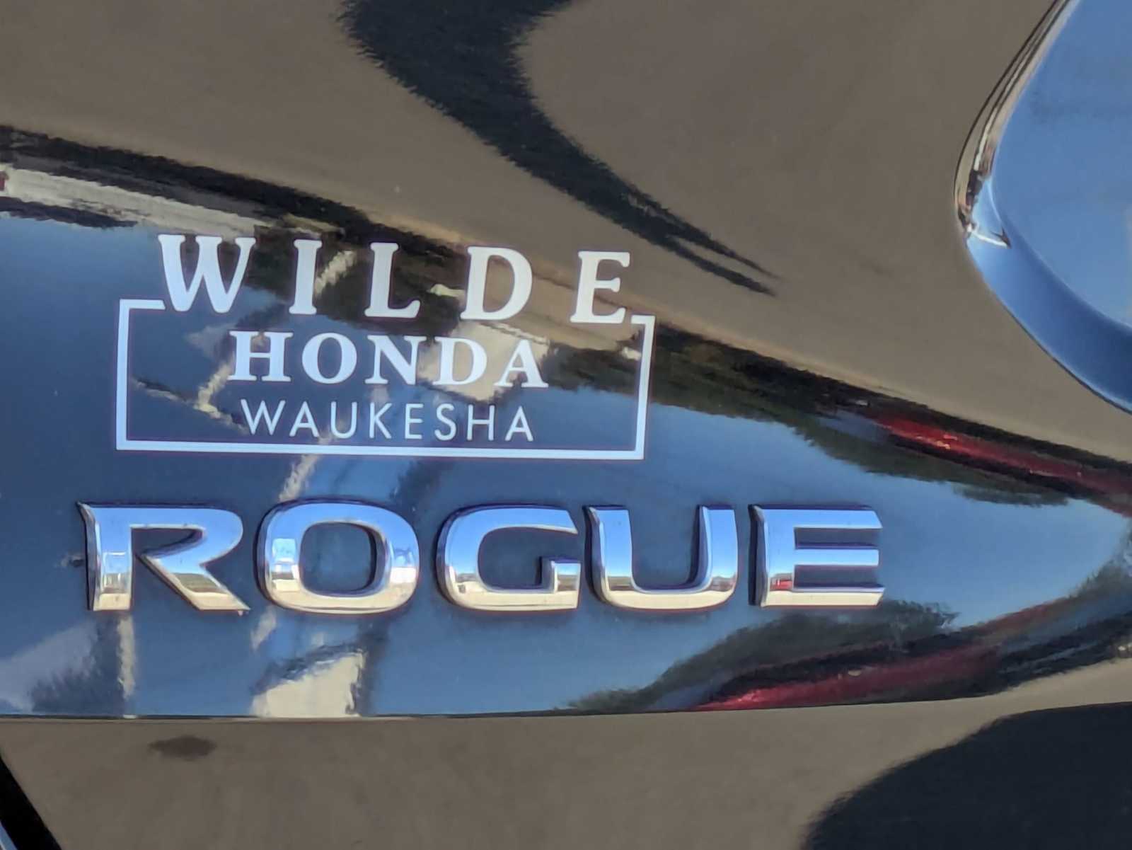 Thumbnail: 2015 Nissan Rogue - 12