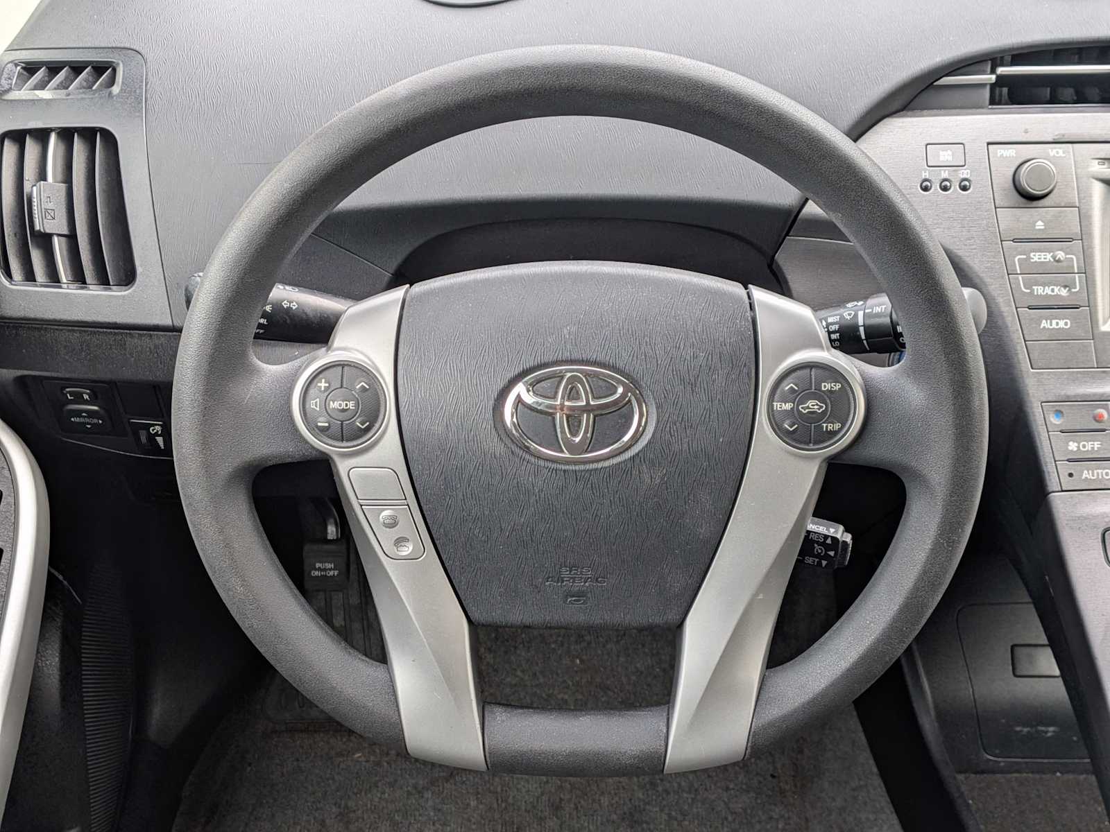 Thumbnail: 2013 Toyota Prius - 21