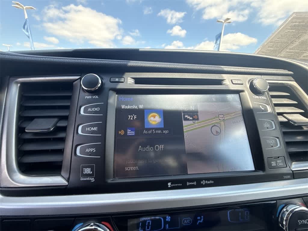 Thumbnail: 2019 Toyota Highlander - 31
