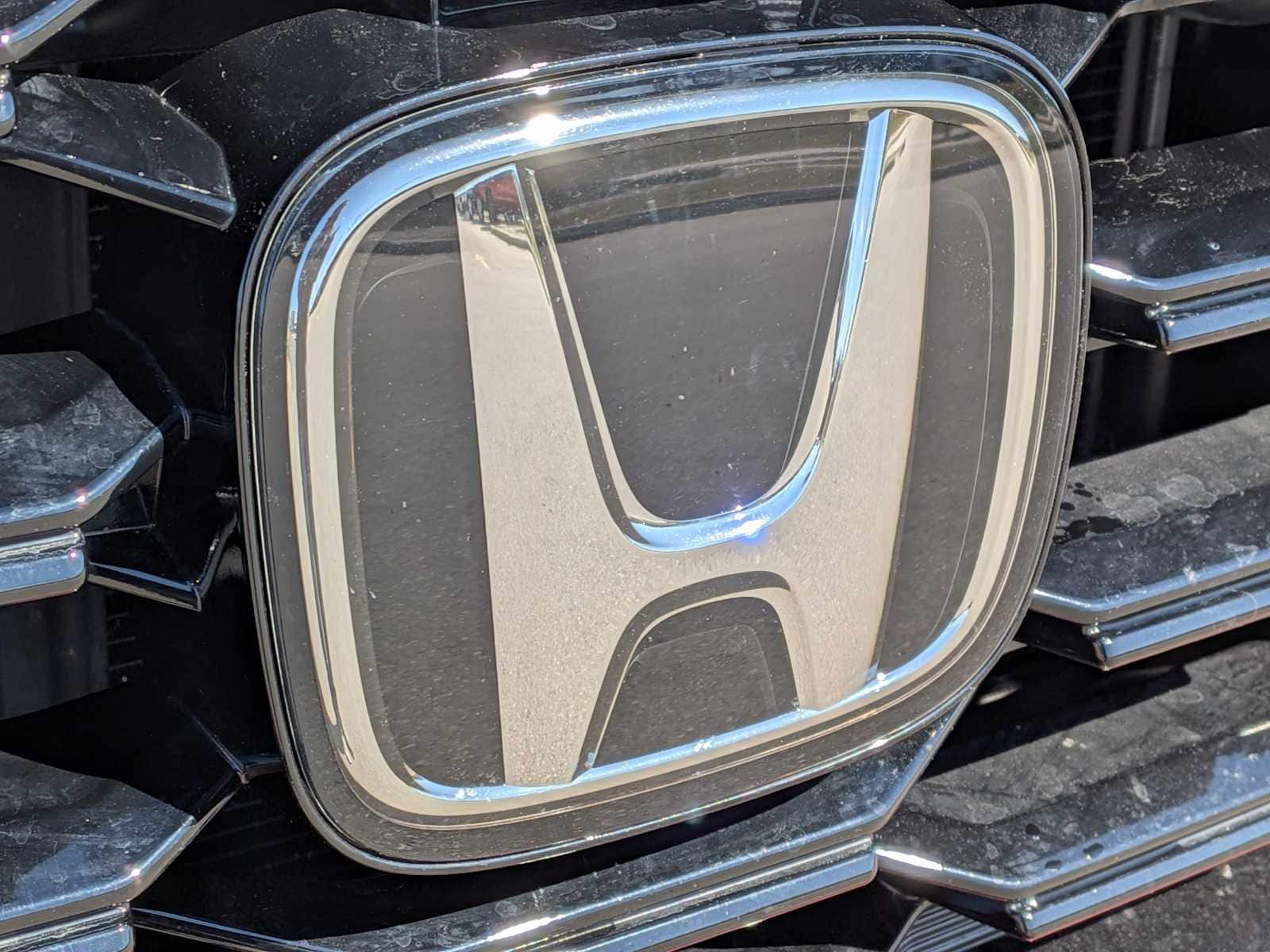Thumbnail: 2025 Honda Pilot - 13