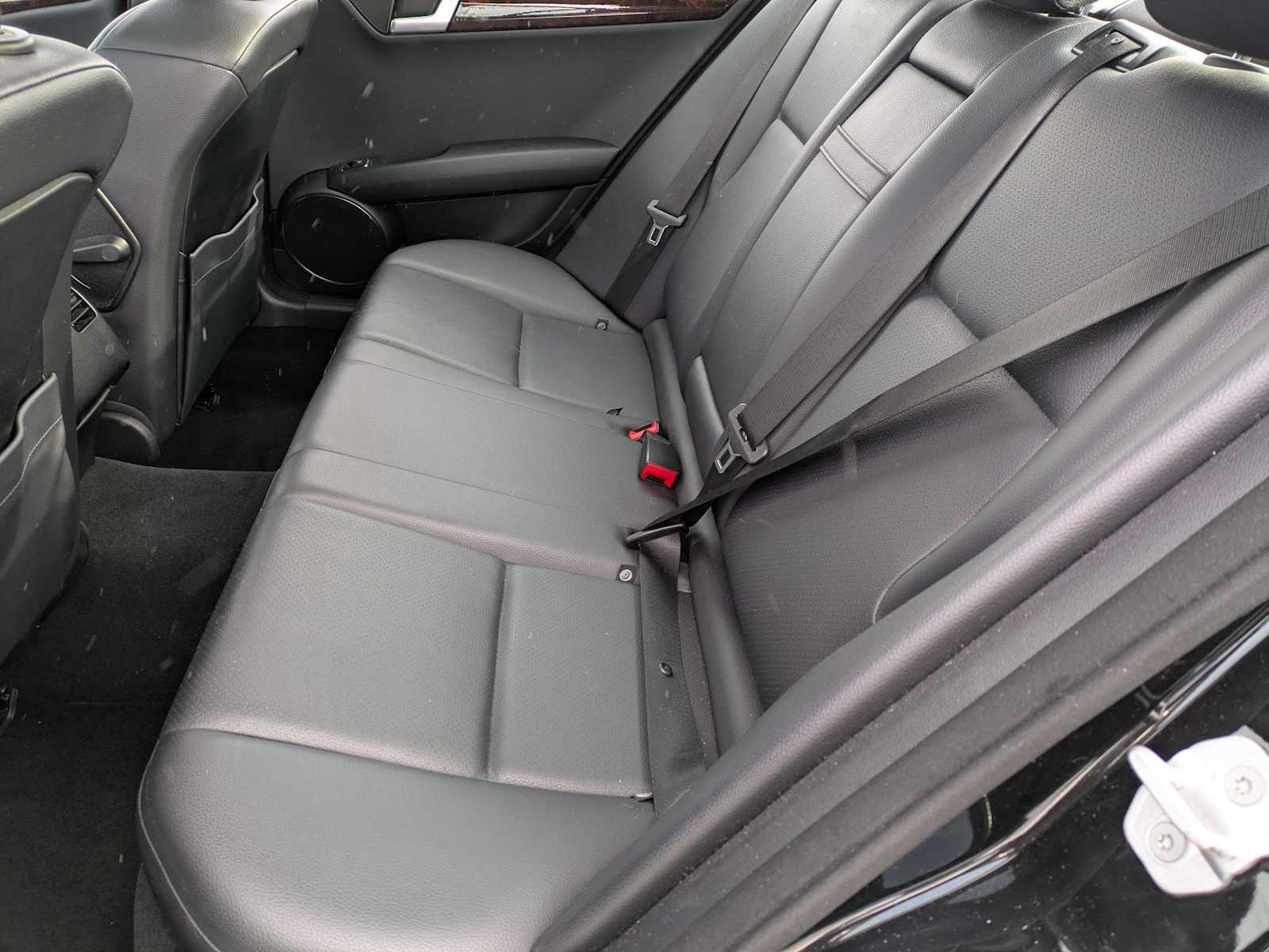 Thumbnail: 2013 Mercedes-Benz C-Class - 19