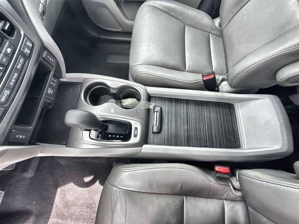 Thumbnail: 2016 Honda Pilot - 26