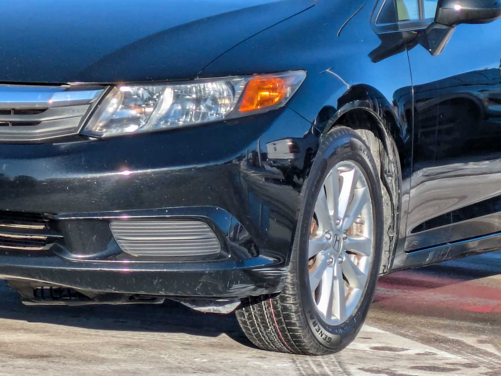 Thumbnail: 2012 Honda Civic - 10