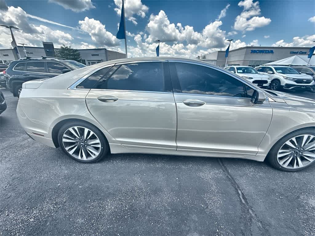 Thumbnail: 2017 Lincoln MKZ - 7