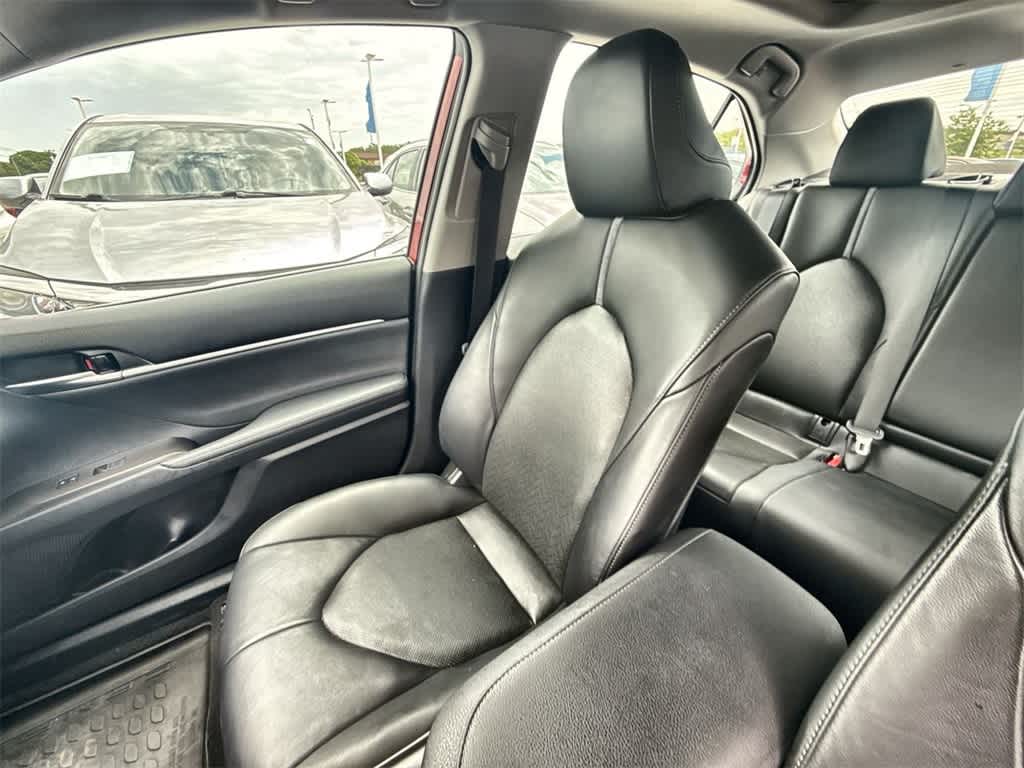 2022 Toyota Camry XLE 22