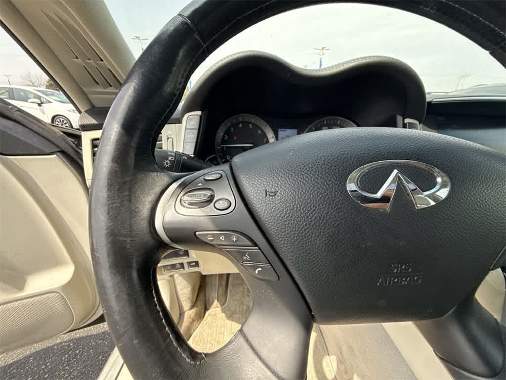Thumbnail: 2012 INFINITI M56 - 23