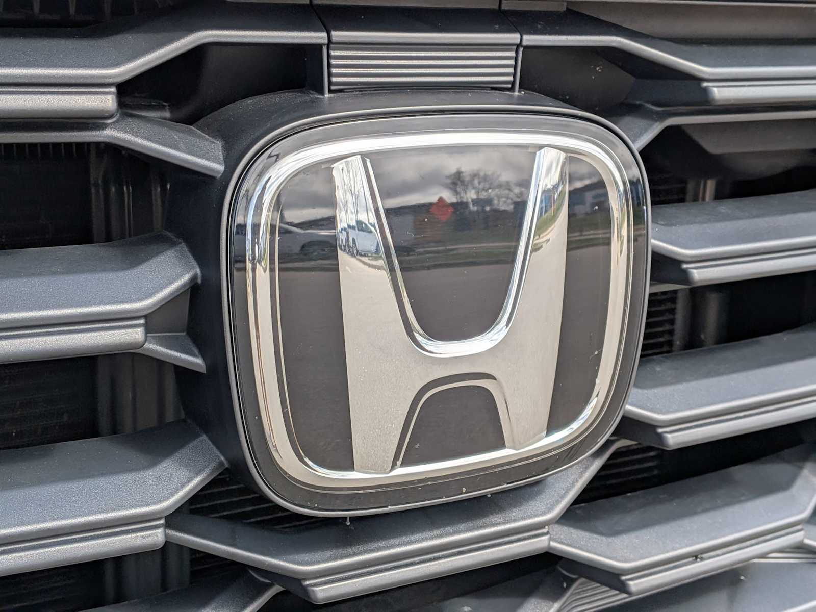 Thumbnail: 2025 Honda Pilot - 12