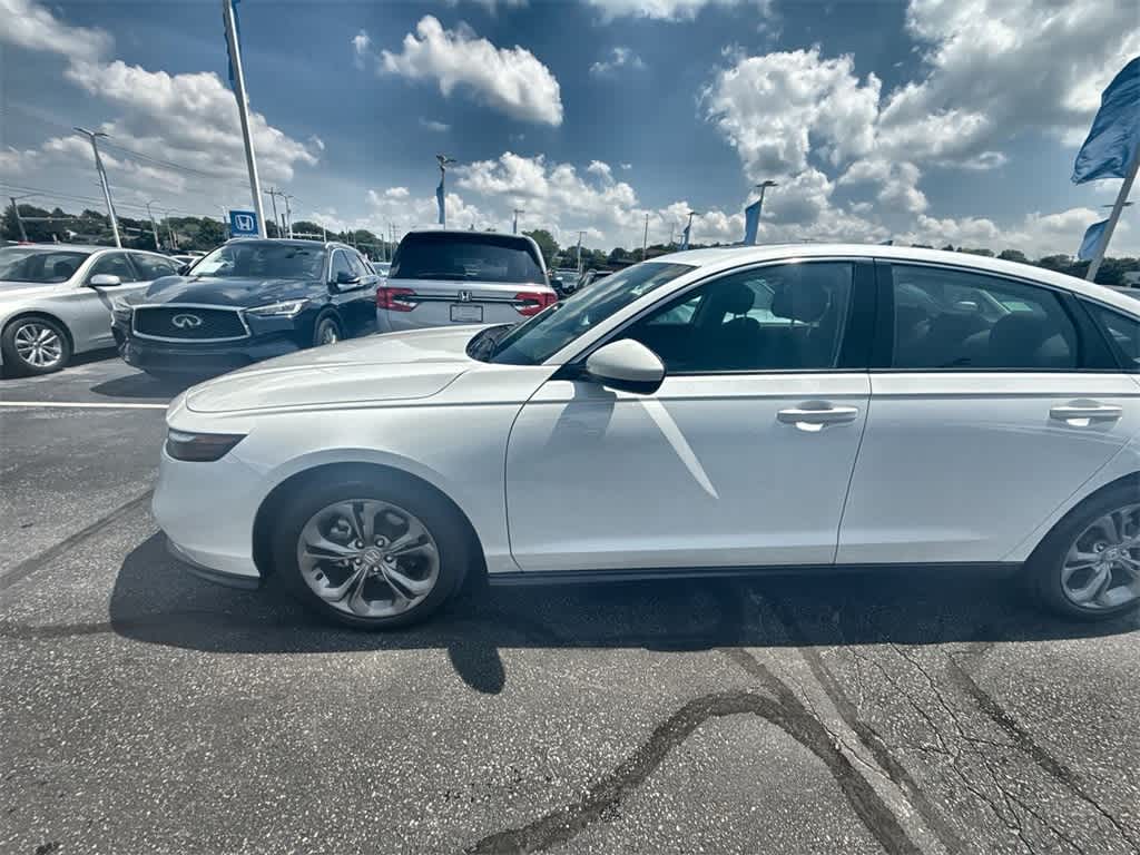 2023 Honda Accord EX photo 3