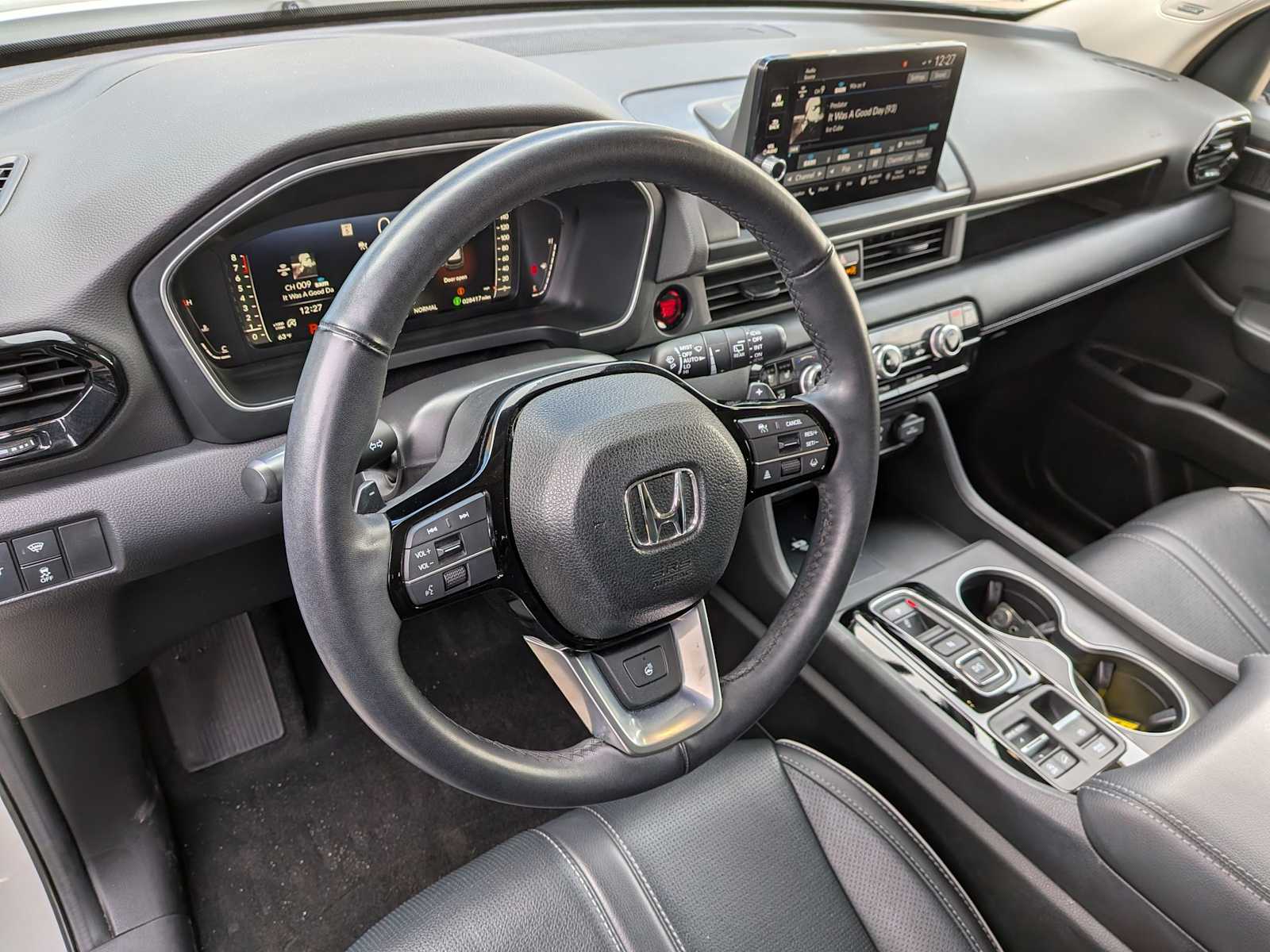 Thumbnail: 2023 Honda Pilot - 14