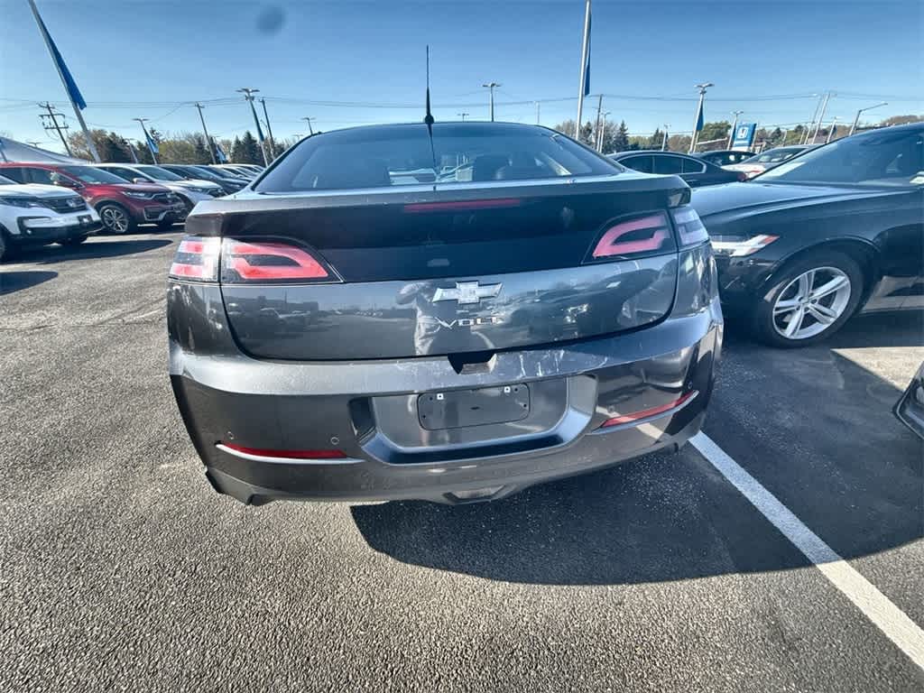 Thumbnail: 2013 Chevrolet Volt - 5