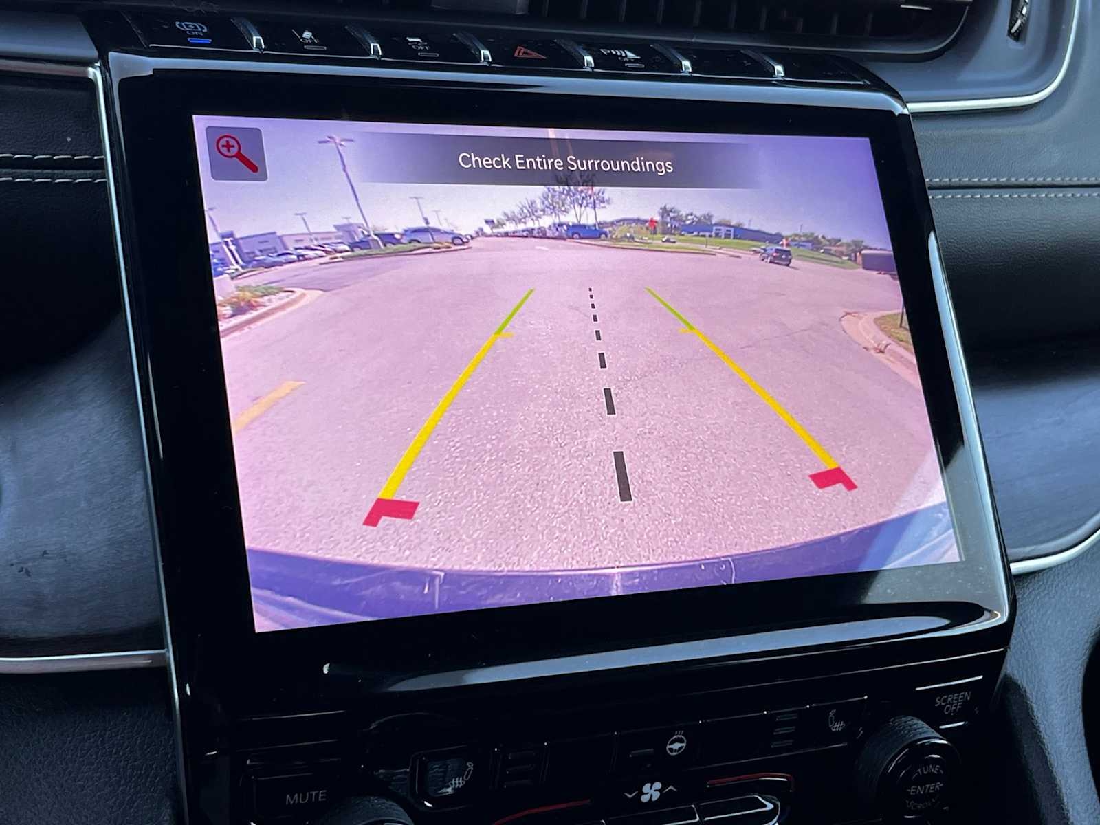 Thumbnail: 2024 Jeep Grand Cherokee - 26