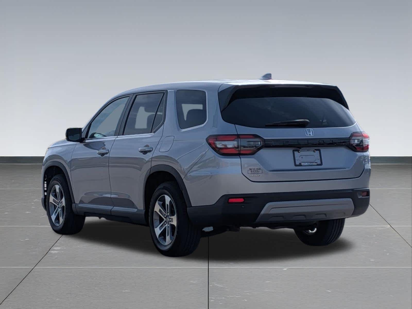 Thumbnail: 2024 Honda Pilot - 3