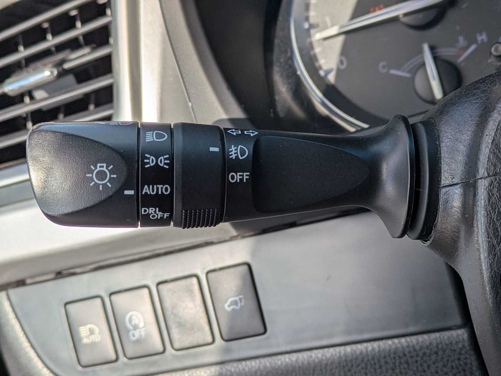 Thumbnail: 2019 Toyota Highlander - 26