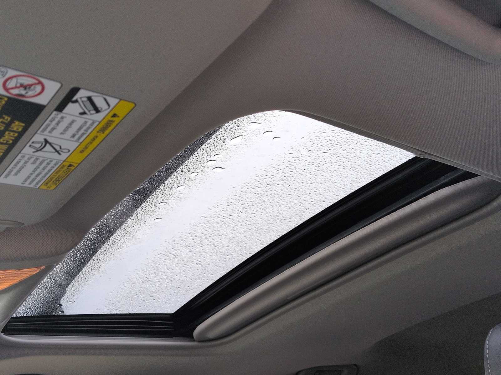 Thumbnail: 2019 Toyota RAV4 - 19