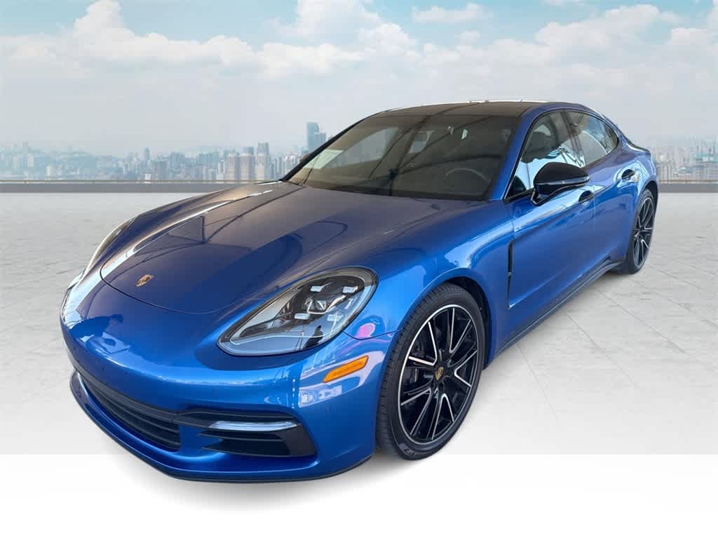2018 Porsche Panamera 4 -
                  Waukesha, WI