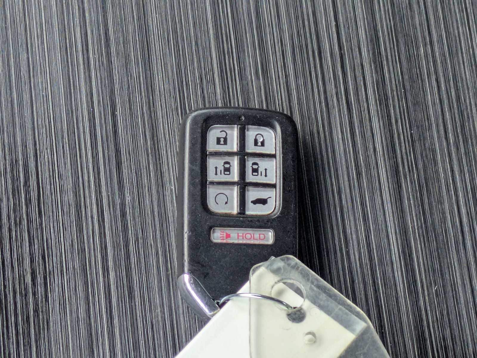 Thumbnail: 2019 Honda Odyssey - 32